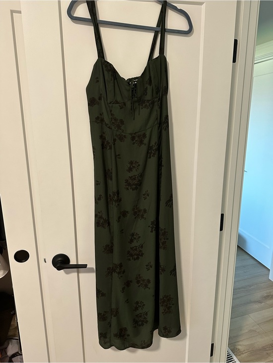Park & Fifth Dresses & Skirts - Park & Fifth Olive Green Floral Slip Maxi Dress
